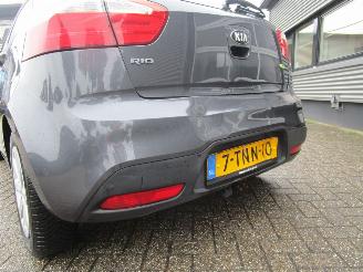 Kia Rio 1.2 CVVT Business Line 5drs picture 20