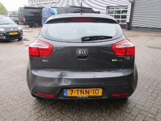 Kia Rio 1.2 CVVT Business Line 5drs picture 4
