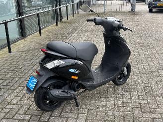 Piaggio  Zip 50 4T picture 5