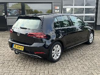 Vaurioauto  passenger cars Volkswagen Golf 1.5 TSI Comfortline Business 2019/6