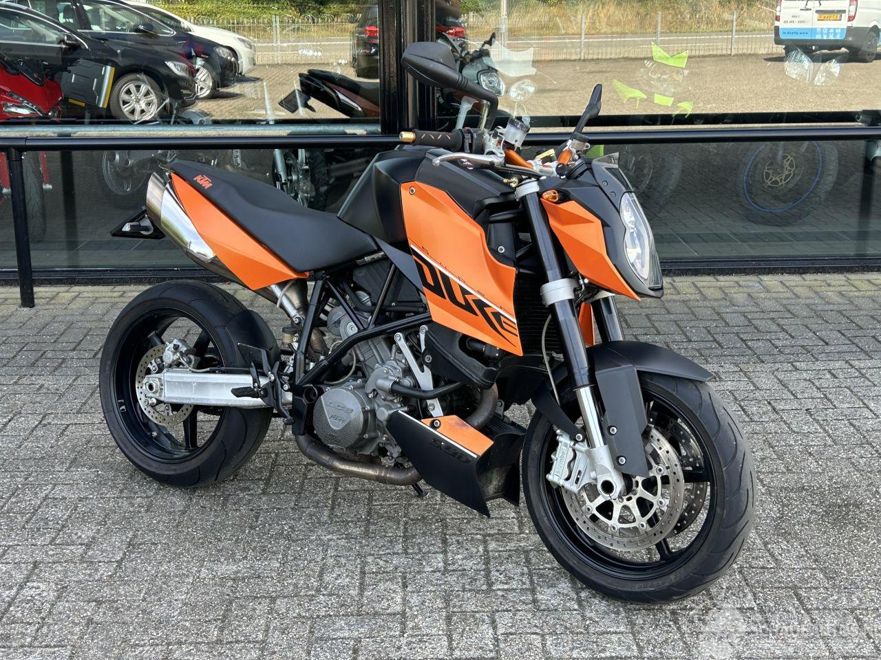 KTM 990 Super Duke 