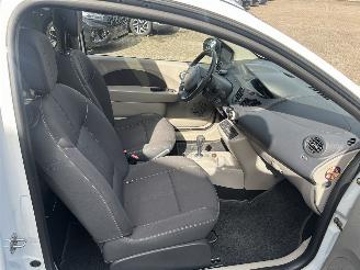 Renault Twingo 1.2-16V Dynamique Automaat picture 13