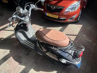 Yamaha  Partij 5 scooters picture 18