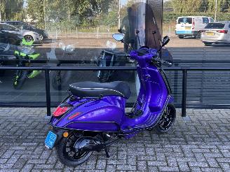 Vespa  Primavera picture 3