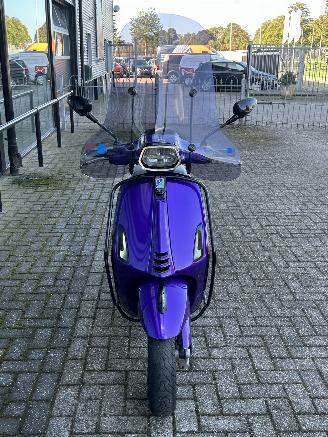 Vespa  Primavera picture 8