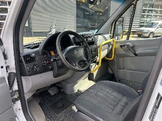 Mercedes Sprinter 313 2.2 CDI 432 HD Rolstoelbus 9-persoons picture 9