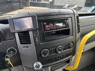 Mercedes Sprinter 313 2.2 CDI 432 HD Rolstoelbus 9-persoons picture 20