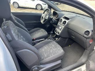 Opel Corsa 1.2-16V Edition picture 13