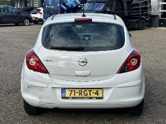 Opel Corsa 1.2-16V Edition picture 4