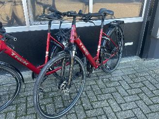 Trek  2x Verve 2 EQ Lowstep picture 6