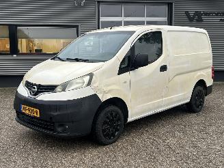 Unfall Kfz Van Nissan NV 200 1.5 DCI Acenta 2013/9
