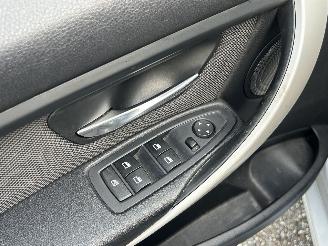 BMW 3-serie 318D Touring High Executive Automaat picture 14