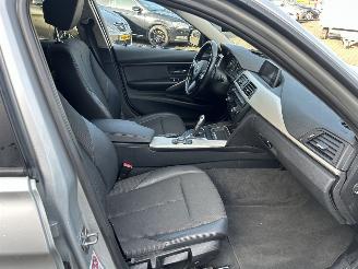 BMW 3-serie 318D Touring High Executive Automaat picture 12