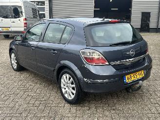 Opel Astra 1.4 Temptation picture 3