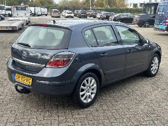 Opel Astra 1.4 Temptation picture 5