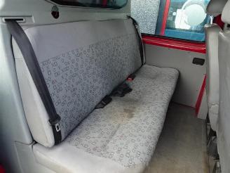 Volkswagen Transporter 2.5 TDI 340 Budgetline DC airco picture 12