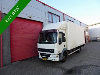 skadebil vrachtwagen DAF FA 45 LF45G08 daf lf 45g08 6 meterbak met laadklep 2008/9