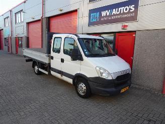Iveco Daily 35S13 D 375 7 pers dc picture 4