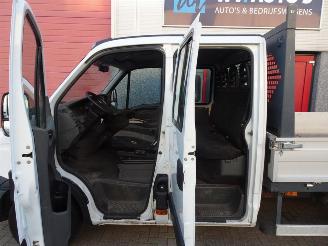 Iveco Daily 35S13 D 375 7 pers dc picture 8