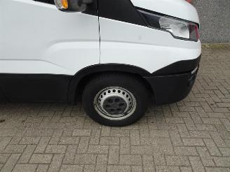 Iveco Daily 35S15V 2.3 352 H3 L 3 zits airco 3500kg ahk picture 20