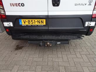 Iveco Daily 35S15V 2.3 352 H3 L 3 zits airco 3500kg ahk picture 13