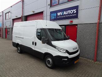 Iveco Daily 35S15V 2.3 352 H3 L 3 zits airco 3500kg ahk picture 4