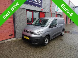 skadebil bedrijf Citroën Berlingo 1.5 BlueHDI Control airco schuifdeur LET OP MOTOR LOOPT NIET 100% 2020/8