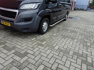 Peugeot Boxer 330 2.2 HDI L2H2 XR 3 zits airco picture 17