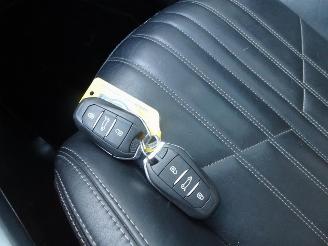 Peugeot 308 SW 1.2 PureTech Blue Lease Premium let op nieuwe motor !!!!!!! picture 8