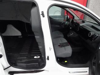 Citroën Berlingo 1.6 e-HDI 500 Club Economy 3 zits airco !!!!!!!! picture 18