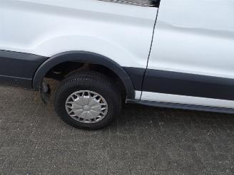 Ford Transit 350 2.2 TDCI L1H3 Trend 3 zits airco cardan aandrijving !!!!!!! picture 22