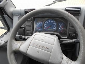 Mitsubishi Canter fuso 3C13 3.0 DI 385 bakwagen airco let op motor defect!!!!!!!!!!! picture 23