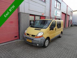 begagnad bil bedrijf Renault Trafic 1.9 dCi L1H1 Série Spéciale 3 zits 2002/8