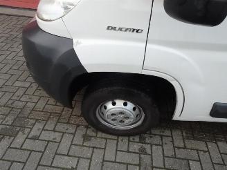Fiat Ducato 35L 2.3 MultiJet L4 h3 bakwagen met laadklep picture 25