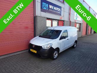 krockskadad bil auto Dacia Dokker 1.5 dCi 75 Basic 168119 km !!!! 2017/10