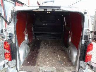 Peugeot Expert 227S 2.0 BlueHDI 180 Premium Pack 3 zits picture 13