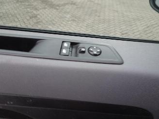 Peugeot Expert 227S 2.0 BlueHDI 180 Premium Pack 3 zits picture 31