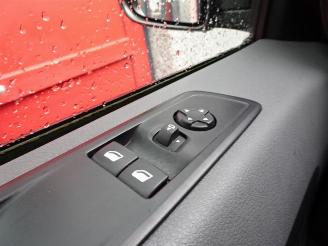 Peugeot Expert 231S 2.0 BlueHDI 120 Premium picture 27