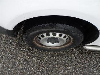 Volkswagen Caddy 1.6 TDI airco picture 18