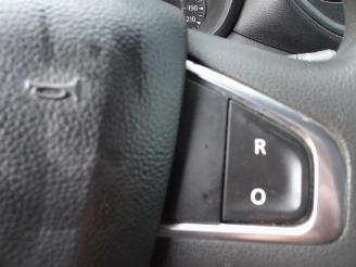 Renault Master T35 2.3 dCi 135 L2H2 Comfort 117276 km ! met inrichting picture 17