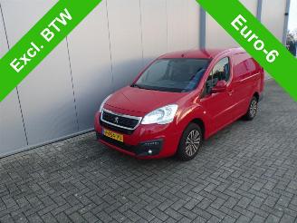 occasion commercial vehicles Peugeot Partner partner 1.6 bleu hdi lange uitvoering 3 zits airco 2017/2