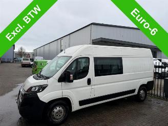 Peugeot Boxer 335 2.2 BlueHDi 140 L3H2 Premium DC 5 zitplaatsen 2020/11