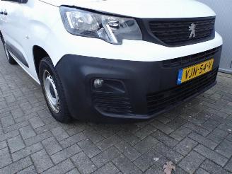 Peugeot Partner 1.5 BlueHDI Premium navi camera airco met opberglades / inrichting picture 12