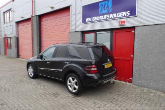 Mercedes M-klasse 320 CDI 4 matic airco navi lkw / van 3500 kg trekhaakgewicht picture 2