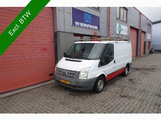 Tweedehands bestelwagen Ford Transit 260S 2.2 TDCI Economy Edition 3 zits airco 126245 km !!!!!! 2013/1