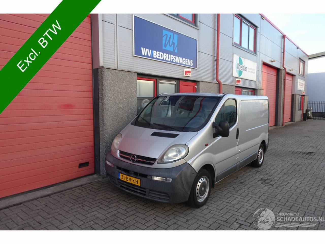 Opel Vivaro 1.9 DI L1H1 3 zits