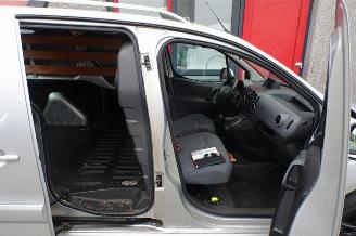 Citroën Berlingo 1.6 e-HDI 500 Club Economy 3 zits clima navi picture 23