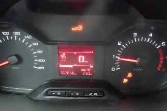 Peugeot Partner 1.5 BlueHDI Pro airco picture 17