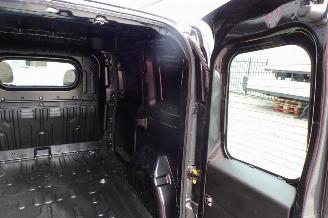 Fiat Doblo Cargo 1.4 Actual airco topstaat benzine uitvoering 100907 km !!!!!! marge Met dit voertuig mag u alle milieuzones inrijden. picture 19