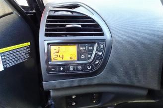 Citroën C4-picasso 1.6 VTi Selection clima navi lees text picture 10